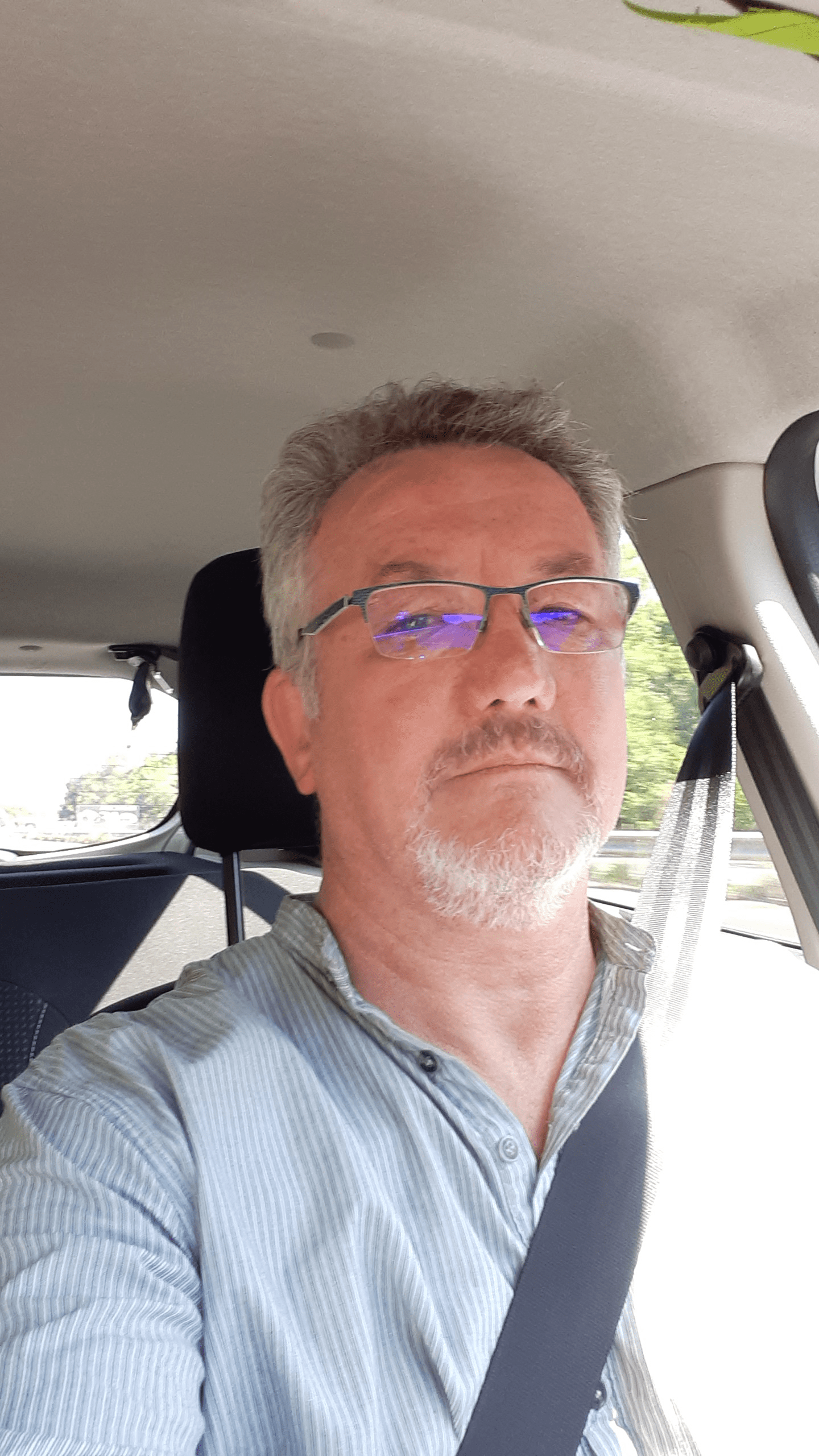 Profil de Itshak, 55 ans, Escort Trans Belgique à Herentals