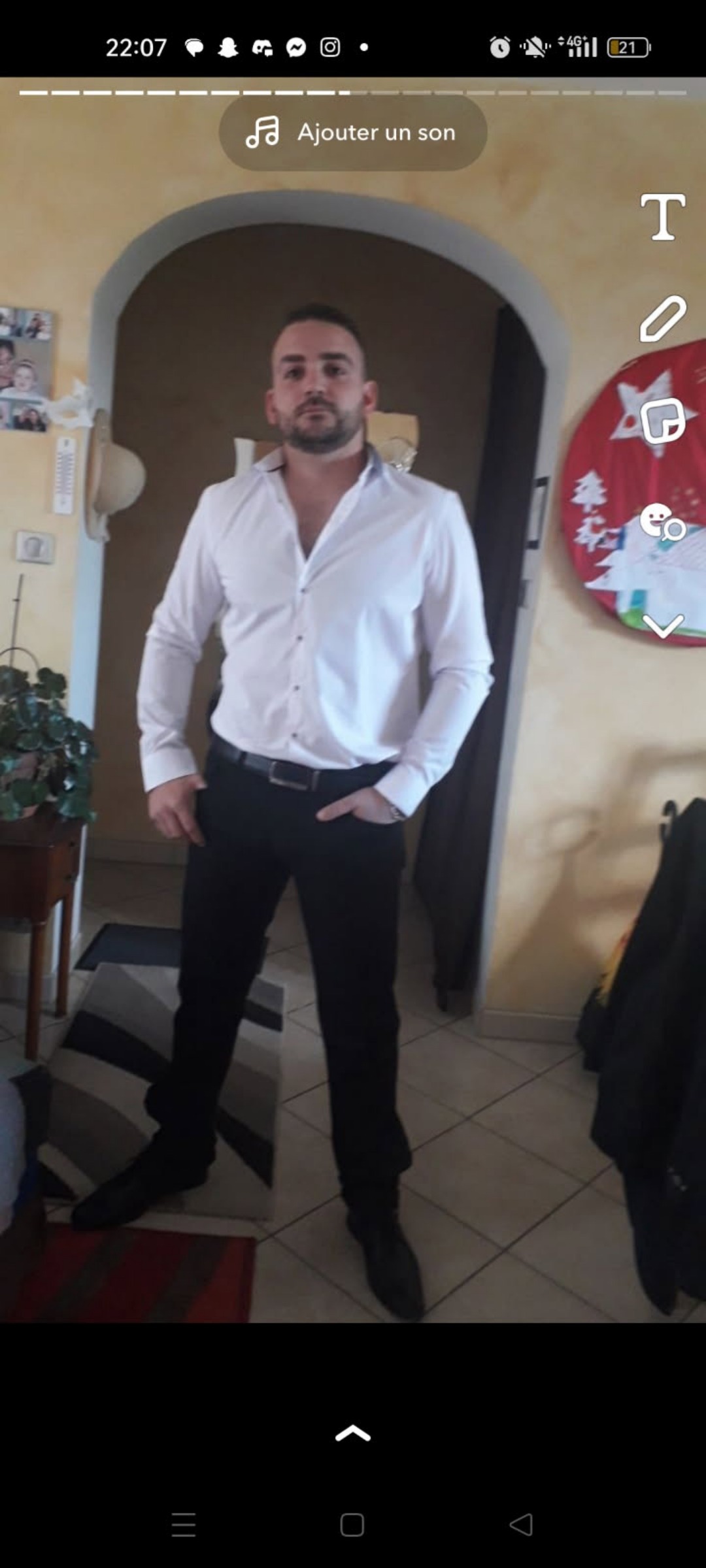 Profil de Hippolyte, 34 ans, Escort Trans Belgique à La Roche-en-Ardenne