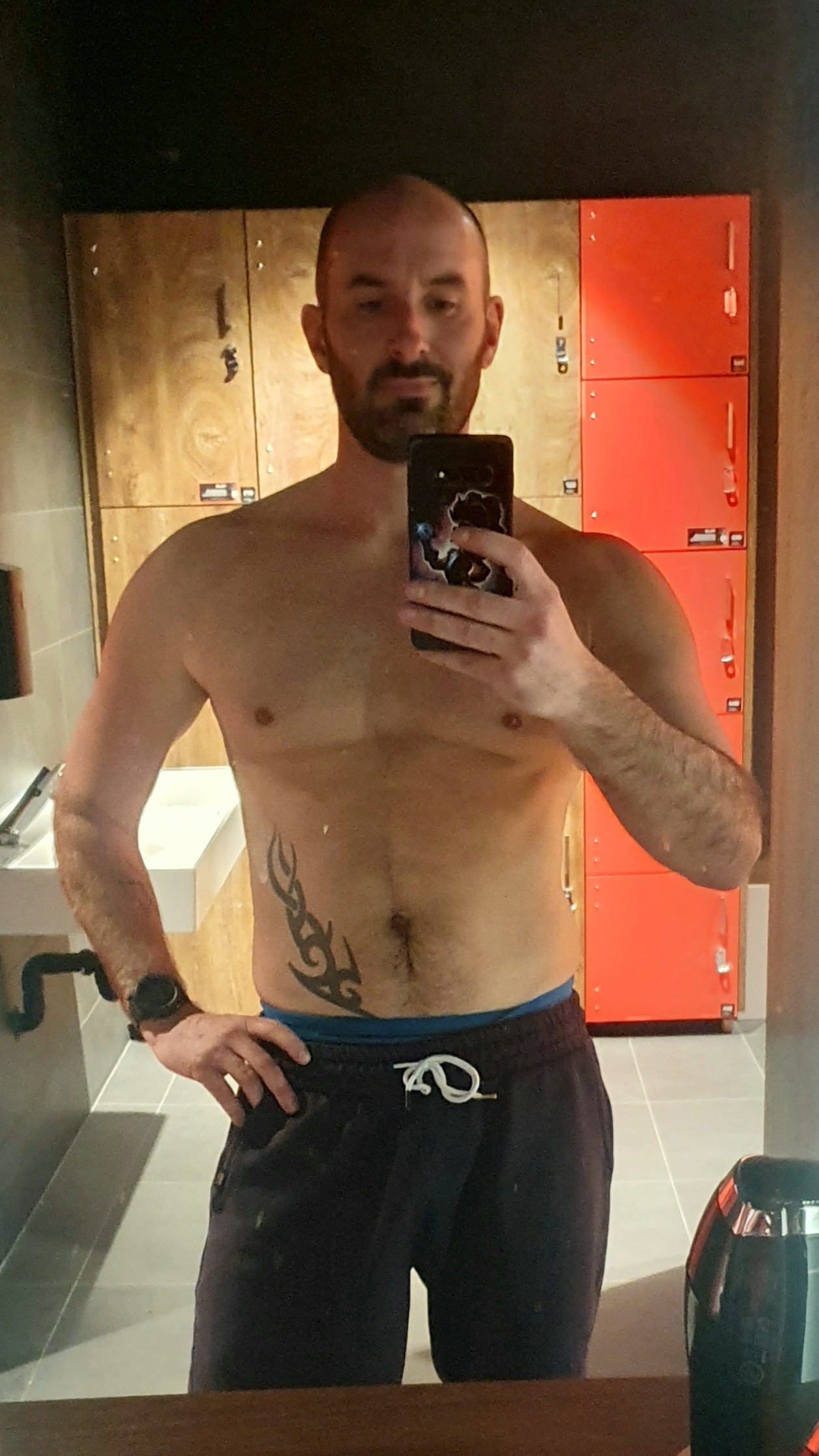 Profil de Rédouane, 39 ans, Escort Trans Belgique à Raeren
