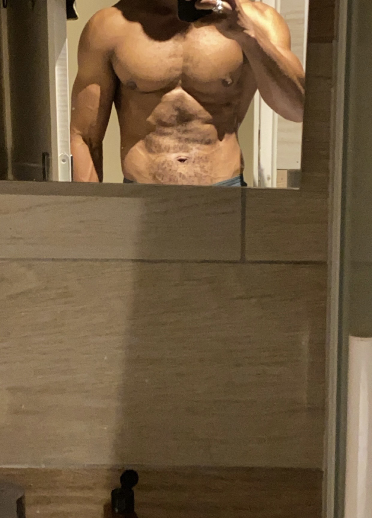 Profil de Elamine, 27 ans, Escort Trans Belgique à Lokeren