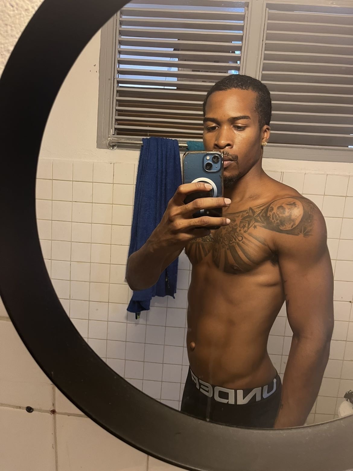 Profil de Eymeric, 30 ans, Escort Trans Belgique à Bredene