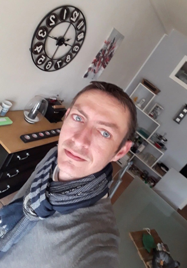 Profil de Cheickh, 37 ans, Escort Trans Belgique à Lierre