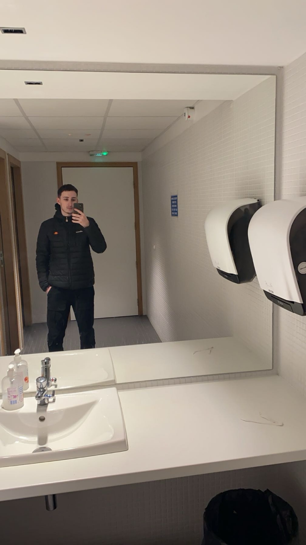 Profil de Bassim, 20 ans, Escort Trans Belgique à Oreye